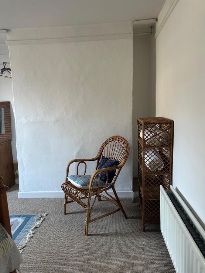 Nutshell Cottage Seaton  Extérieur photo